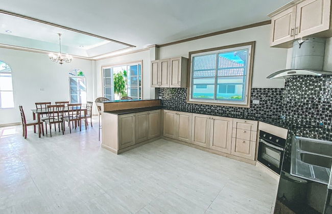 The Amazia Pool Villa - Foto 37