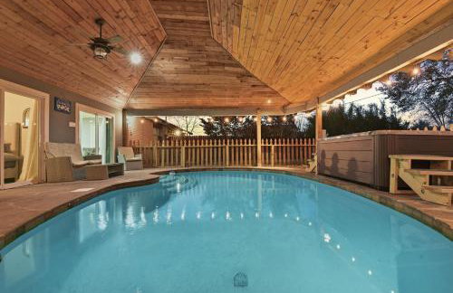 Pool Hot-Tub - 4 BR Luxury Home in Friendswood - Foto 39