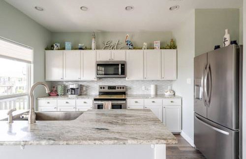 King Bed, Fireplace. Sleeps 8 - Foto 39