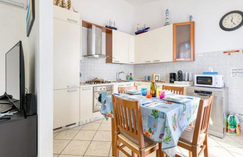 Nice Home In San Lorenzo Al Mare - Photo 23