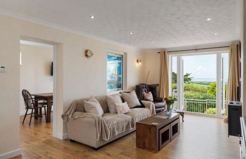 Peaceful Home Sea Views Private Parking - Foto 8