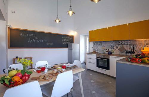 Starhost - CASTLE MEZZACAPO seaview terrace, garden and parking - Foto 13