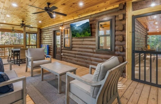 Ruby's Retreat - 2 Bedrooms, 1.5 Baths, Sleeps 8 by RedAwning - Foto 16