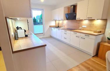 Modernes Neubauhaus ca 200 qm Nähe vom Flughafen - Foto 48