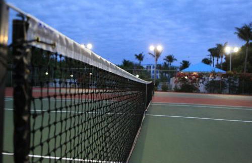 Ocean Pointe Suites at Key Largo - Foto 36