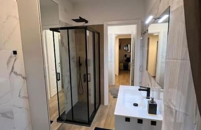 Stylish New Apartment in Milan Navigli - Photo 16