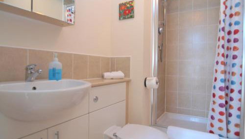 Brunswick Apartments - Foto 2, Shower