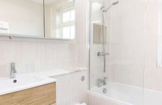 Beautiful Earlsfield apartment with garden - Foto 18