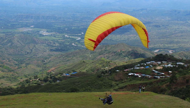 Bird's eye views of the surrounding landscape