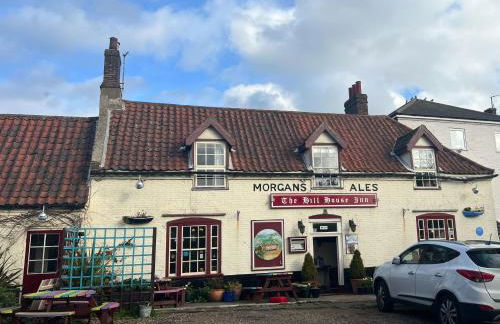 4 bed house 50 yards from the beach & lighthouse - Photo 37