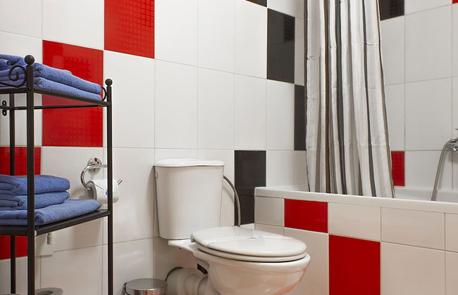 Royal Court Apartments - Photo 65