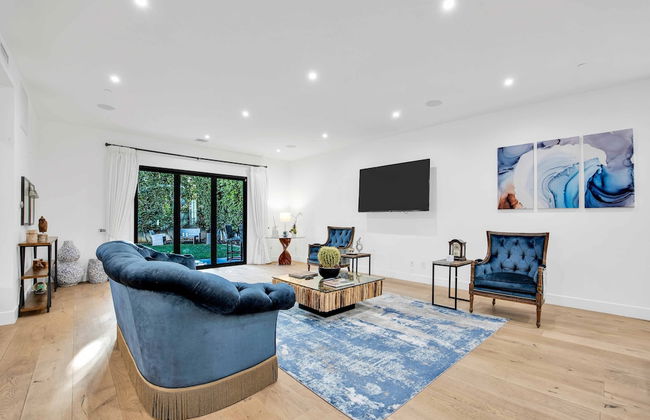 Wellesley by Avantstay 2 Miles to Beach - Photo 16