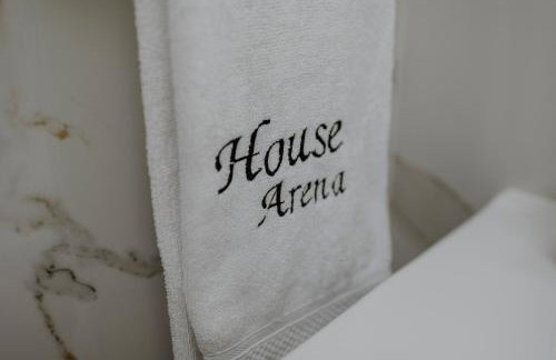 House Paradise- House Arena - Photo 3