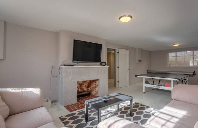 4 Bedroom Mountain View with Firepit & Ping Pong - Foto 20