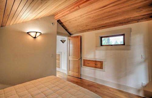 Lopez Island Hideaway with Coastal Views and Deck! - Foto 19