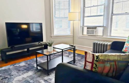 Perfectly Located 1-Bedroom Unit - Hinman D2 - Foto 8