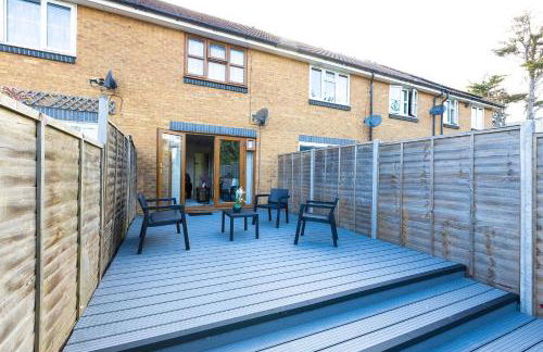 Cozy Family-Friendly House (3mins from Erith and Slade Green station) - Photo 25