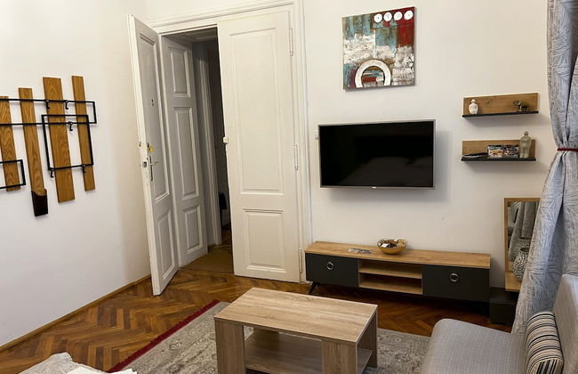 Mira Central Residence - Photo 7