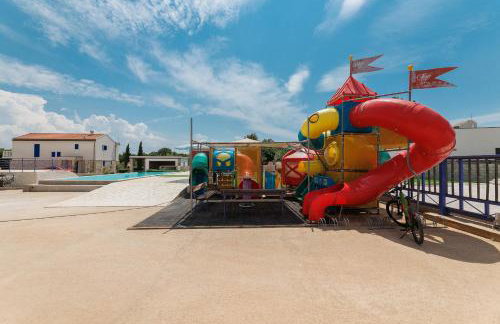 Villa Lavanda - family friendly, beachfront - Photo 42