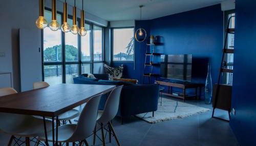 La Business class - Standing - Tramway - Parking - Foto 2, Other