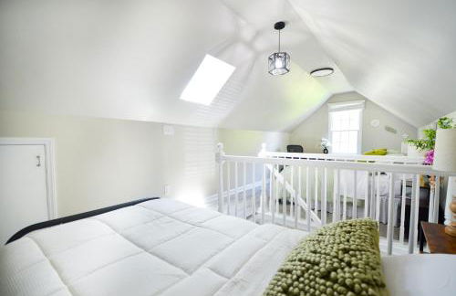 Private 1 Acre Retreat, Spa, Firepit, Gym, Chickens, King Suite, Pets - Foto 60