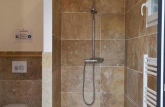 Maison avec vue et sa piscine chauffée privative - Photo 21