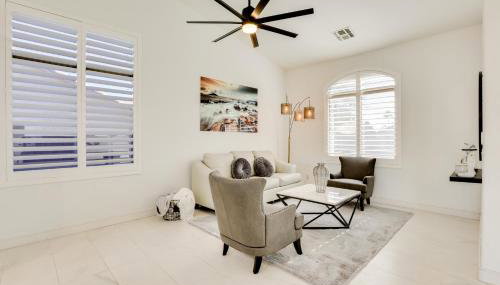 7 Mi to State Farm Stadium Family Home with Pool - Foto 4