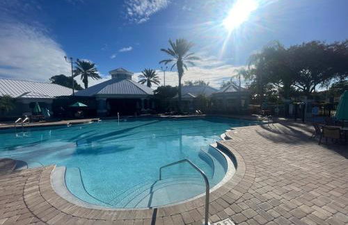 Beautiful Apartment Near Disney - Photo 27