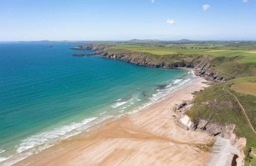 Swn Y Don - Modern Luxury Steps from Newgale Beach Bliss for up to 10 People - Foto 34
