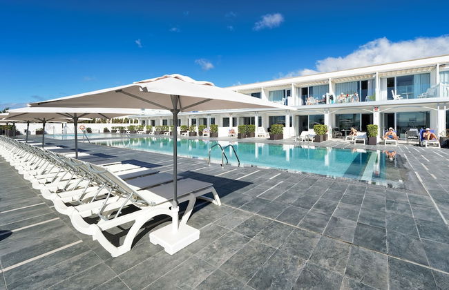 Ura Lara - Adults Only - Photo 53