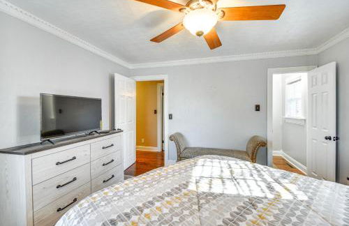 Waterfront Home with Dock and Yard in Hampton! - Foto 18