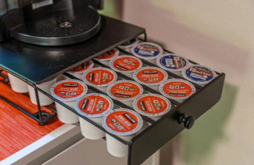 Mountain Bungalow-Walk to Downtown/Biker's Dream! - Foto 28