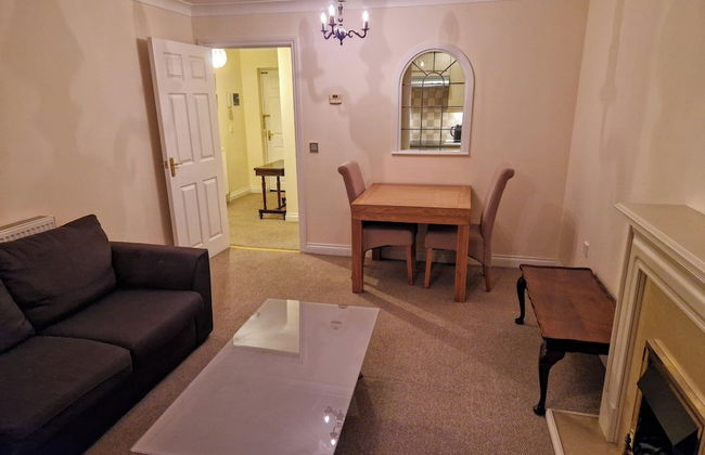 2 Bed Flat - Sleeps 4 - Parking - Wifi - Foto 6