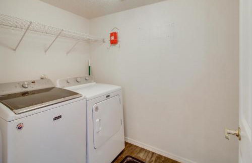 Explore ABQ and Rancho Rio Family Home with Patios! - Foto 20