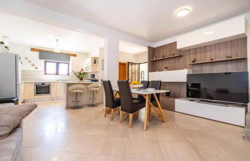 3 Bedroom Cozy Home In Razanac - Foto 5