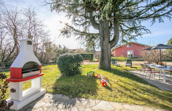 Cedar House Villa Few Minutes From Lake - Foto 2