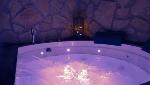 SPA SUITE SICILIA - Intera casa con spa privata Jacuzzi Sauna Bagno di Vapore - Foto 4