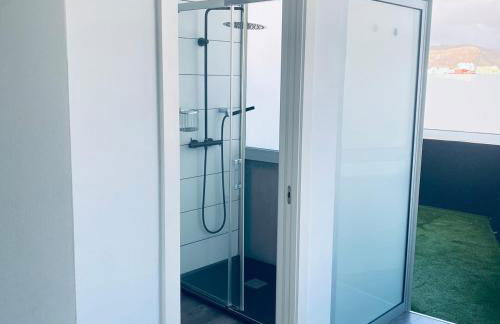 APARTAMENTO ATICO gran terraza y Jacuzzi cerca de la playa - Photo 21