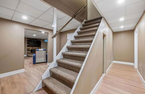 Lake Escape Family & Pet Friendly with Dock Access - Photo 47