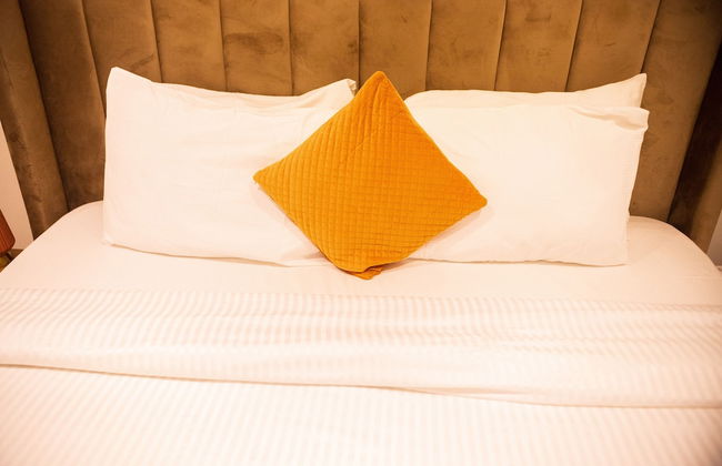 Unique Homes by Lennox - Photo 24