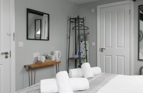 Modern en-suite room in country PubRestaurant 1 with communal kitchen - Pass the Keys - Foto 12