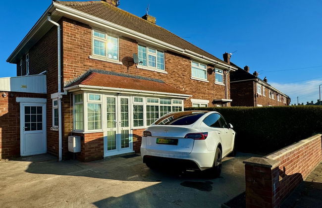 Sandringham House Serene Escape Cottage - Photo 1