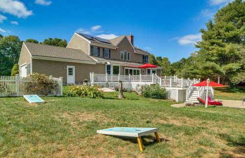 3 Mi to Megansett Beach Home with Pool and Game Room - Foto 3