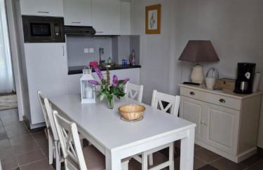 Charmant T3 plain-pied avec terrasse privée, parking gratuit et piscine à Baden - Photo 33