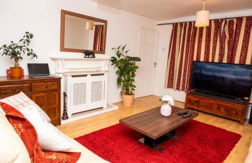 Castle House - Photo 17