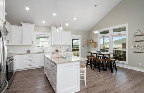 Two Adjacent Cabins, Sleeps 18 - Foto 39