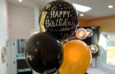 Modern Mountain Getaway with Hot Tub, Fire Pit - Foto 3