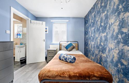 Private retreat For 3 Near City Centre - Photo 44