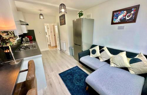 MADIKA HOMES Modern 2-Bed Apartment Near Wembley Stadium - Foto 27