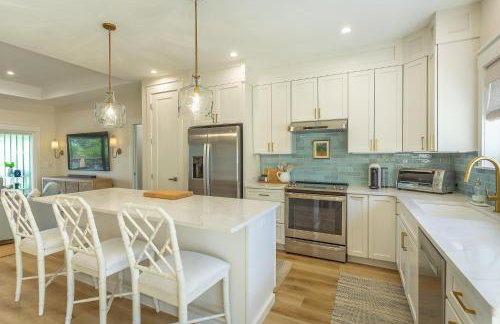 Sea La Vie-Brand New Dock Home on the Bay - Foto 15